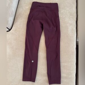Lululemon time to sweat crop 23” cassis